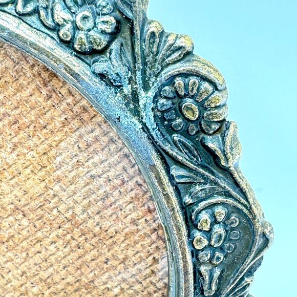 Hollywood Regency Ornate Gold Tone Oval Filigree Picture Frame Italy 4.5" - Picture 13 of 14